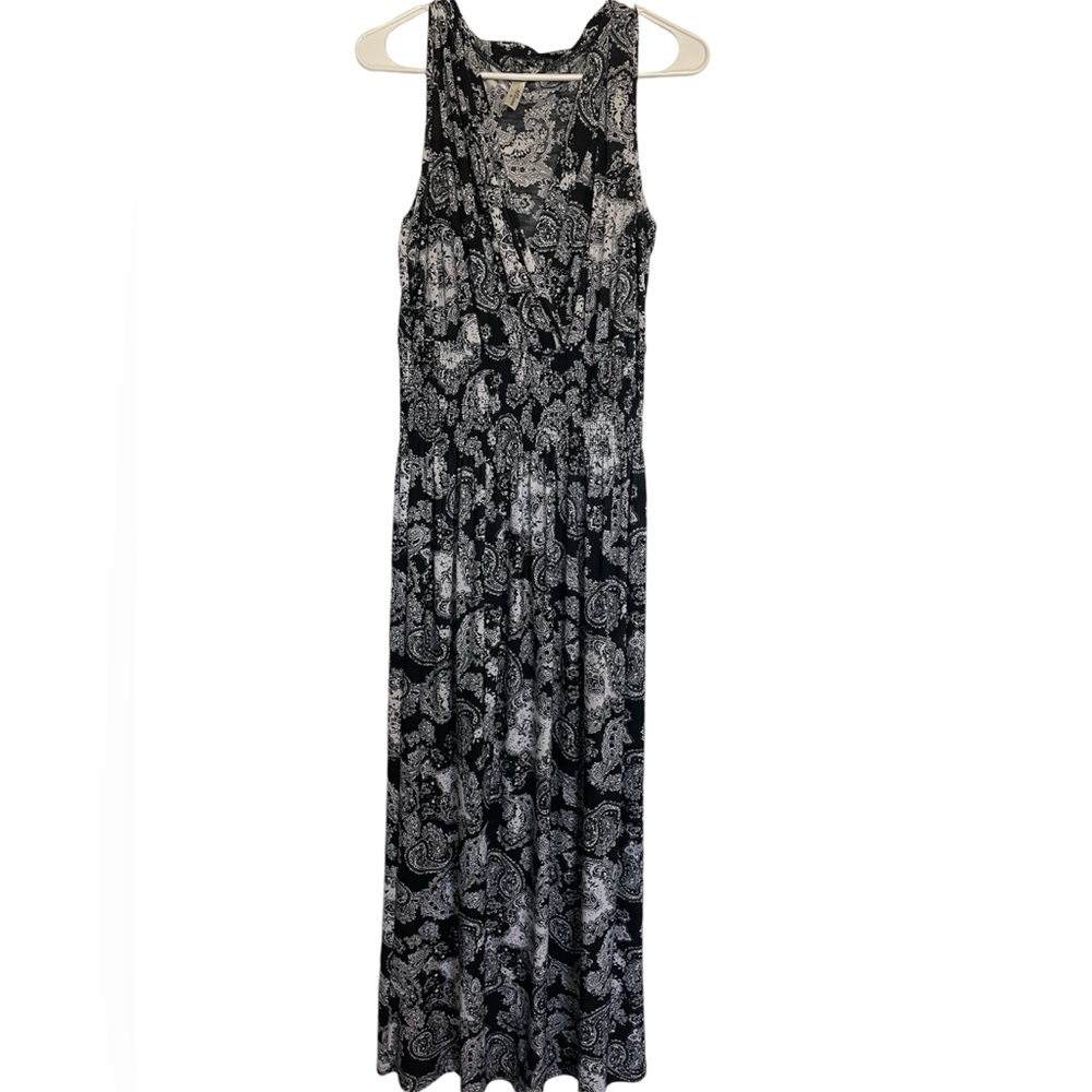 Ace fashion black and white dress